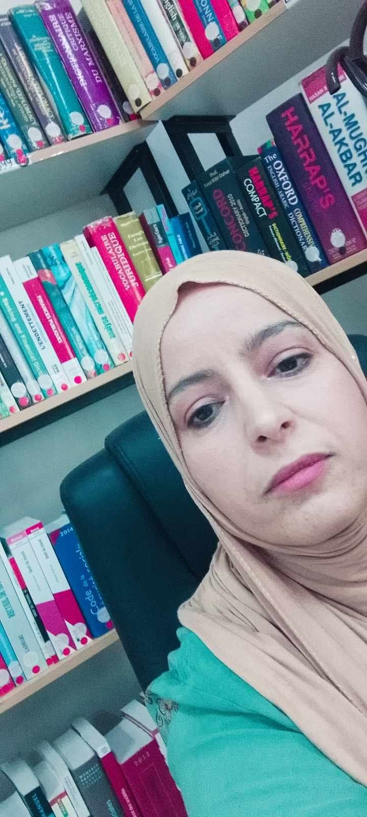 ديوان “تلوكني العتمات” بقع ضوء تبلع وجه&nbsp;العتمة..