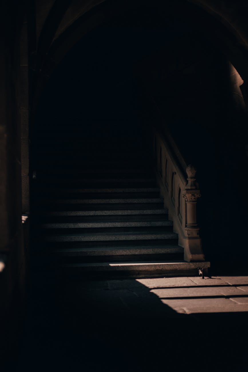 صيغتان لمشهد واحد من المأساة&nbsp;نفسها..